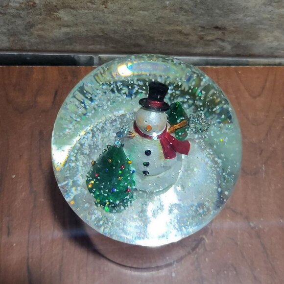 Towle Snowman Snowman Globe Music Box Plays 12 Days of Christmas Holiday Decor - Picture 8 of 11